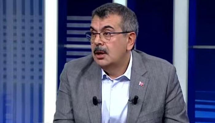 'Okullar 4 güne düşecek' iddiasına yanıt! Milli Eğitim Bakanı Yusuf Tekin'den 'mülakat' açıklaması: 'Mülakat ve KPSS performansı yarı yarıya etkileyecek'