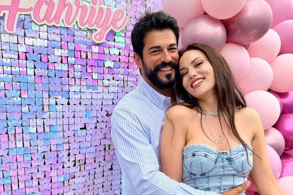 Fahriye Evcen ve Burak Özçivit'ten boşanma iddialarına ilk yanıt geldi