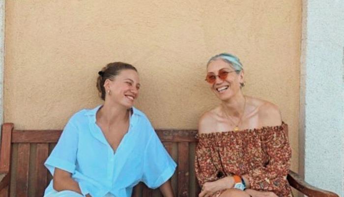 Serenay Sarıkaya'nın annesi ve Cansu Tosun'un evli babası 'yasak aşk' mı yaşıyor? 2. Sayfa'da konuşulan iddia